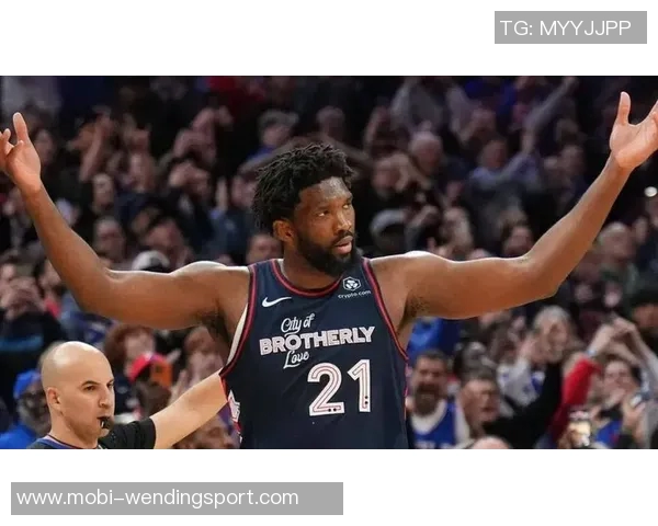 光脚上阵恩比德勇夺31分展现强大实力引发热议