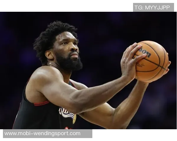 恩比德三节表现出色14投10中砍下28分7篮板正负值高达27助球队取胜